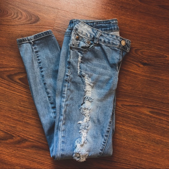 American Blue distressed skinny jeans - Picture 2 of 3